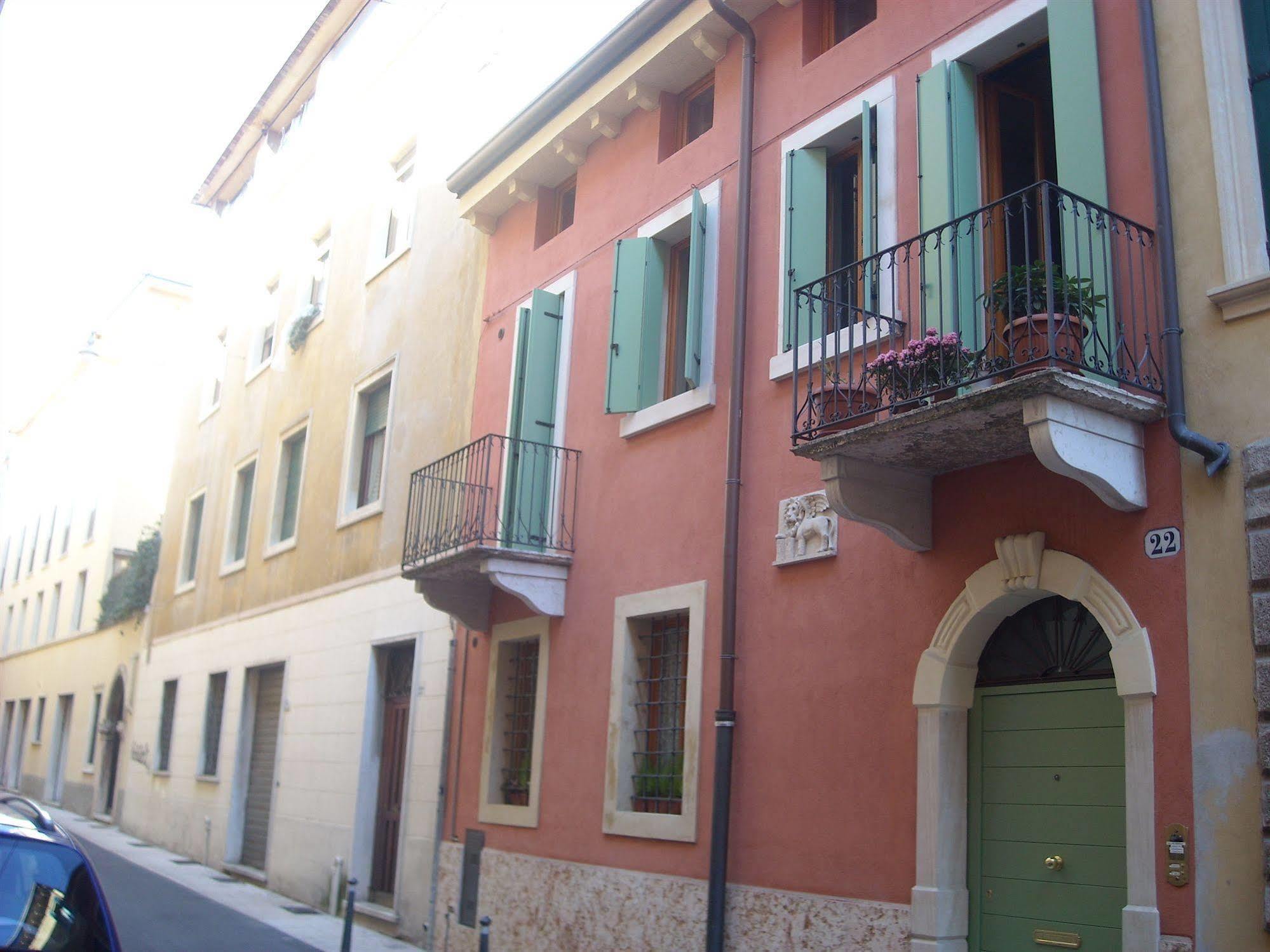 Bb Vicolo 22 Verona Exterior foto